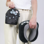 murmur 山丘頸枕(絨毛電繡)｜hello kitty（黑白格）｜附收納袋、吊飾：圖片 4