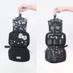 murmur 三摺盥洗包(電繡)｜hello kitty（低調黑）｜附吊飾：圖片 4